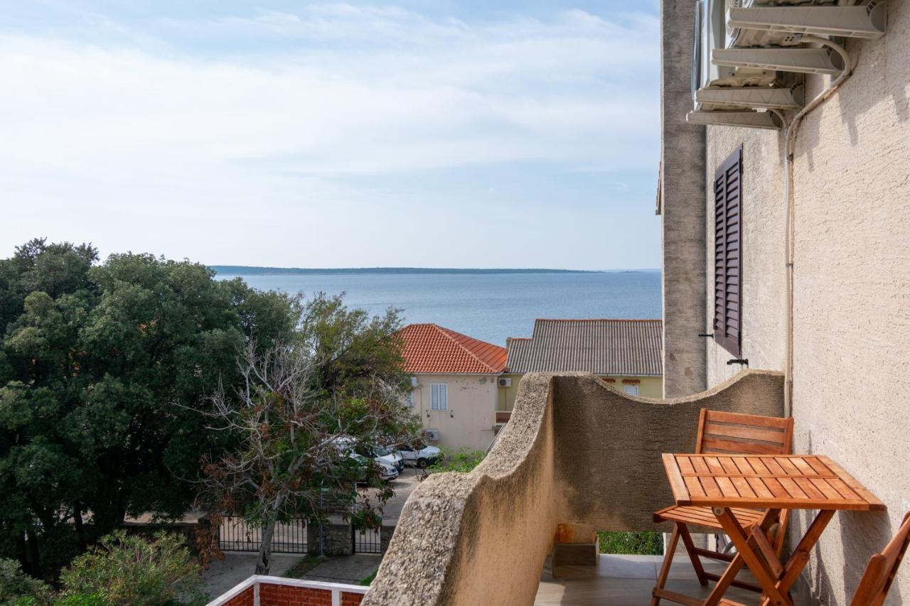 Apartments By The Sea Mandre, Pag - 3084 Kolan Ngoại thất bức ảnh