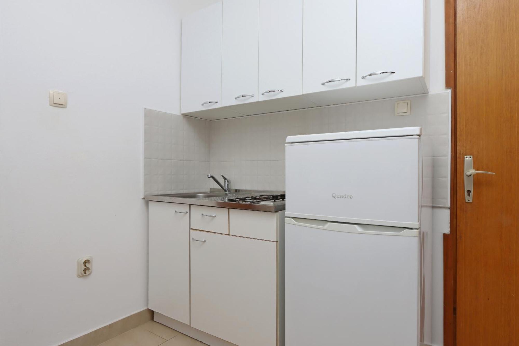 Apartments By The Sea Mandre, Pag - 3084 Kolan Ngoại thất bức ảnh