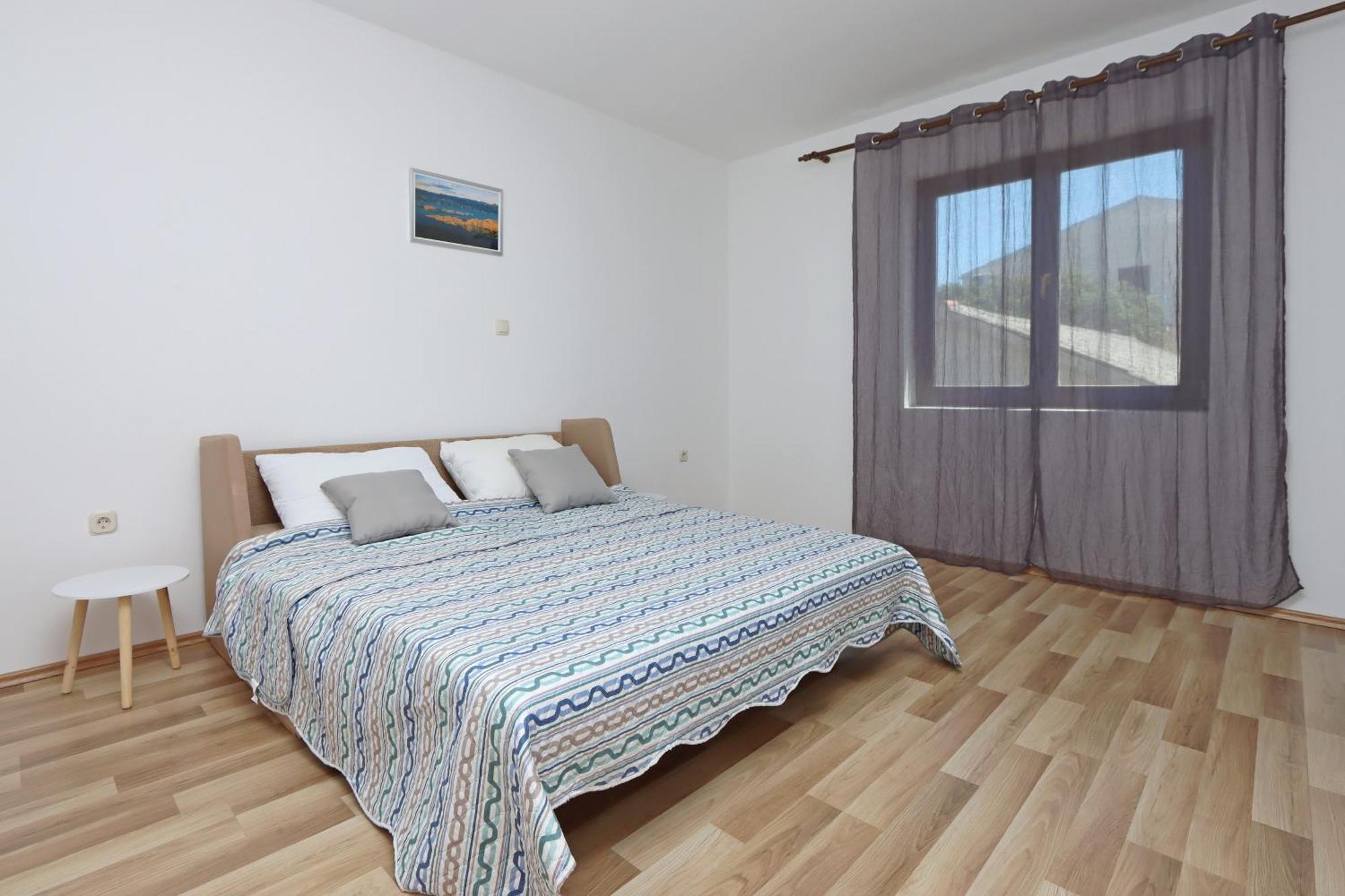 Apartments By The Sea Mandre, Pag - 3084 Kolan Ngoại thất bức ảnh
