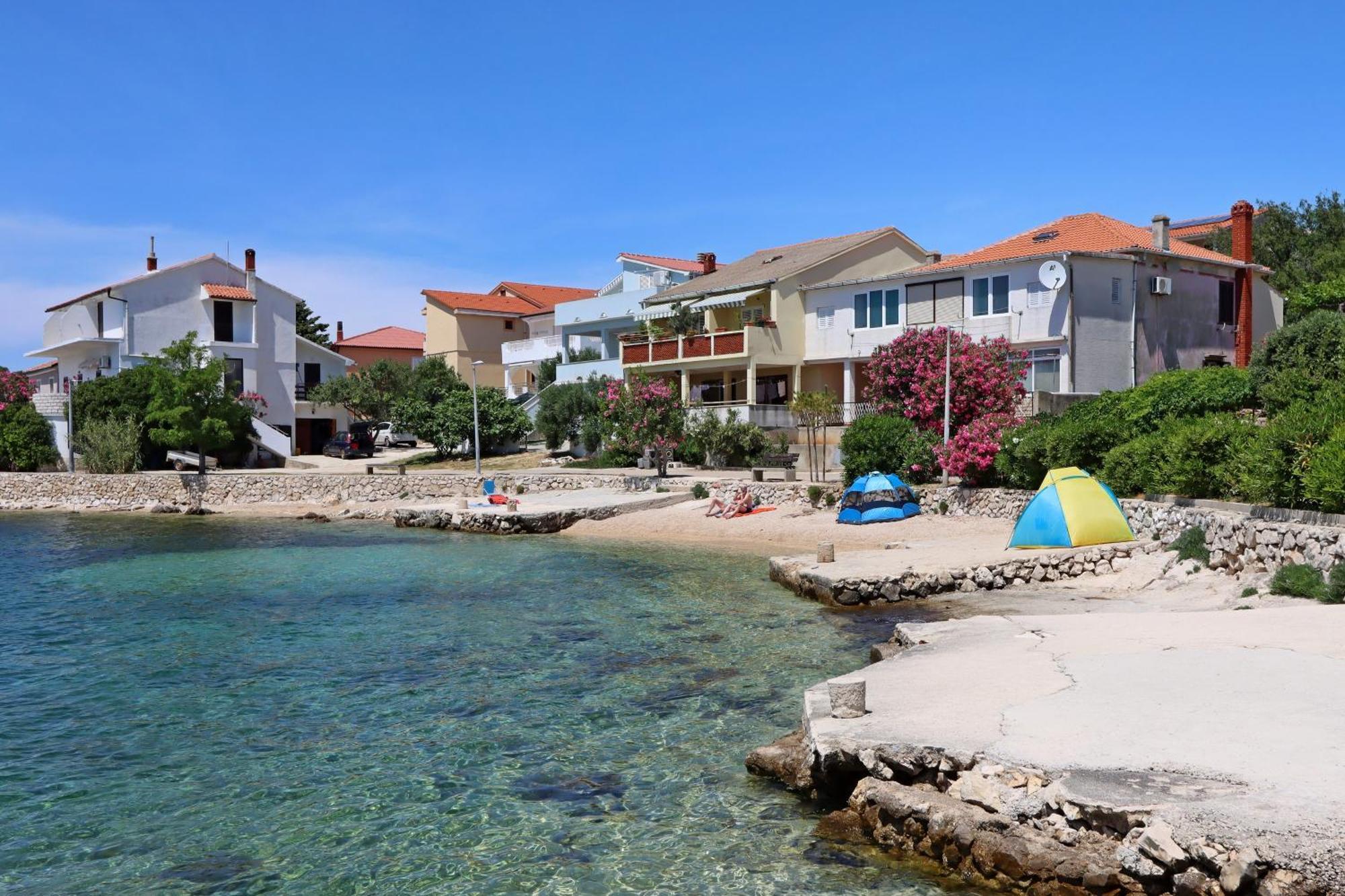 Apartments By The Sea Mandre, Pag - 3084 Kolan Ngoại thất bức ảnh