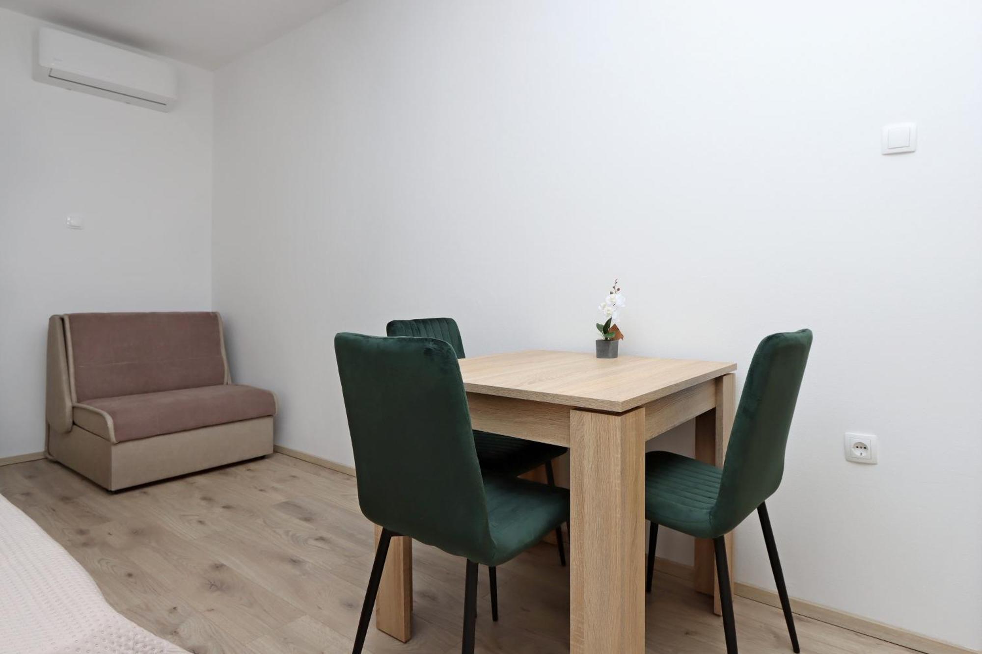 Apartments By The Sea Mandre, Pag - 3084 Kolan Phòng bức ảnh