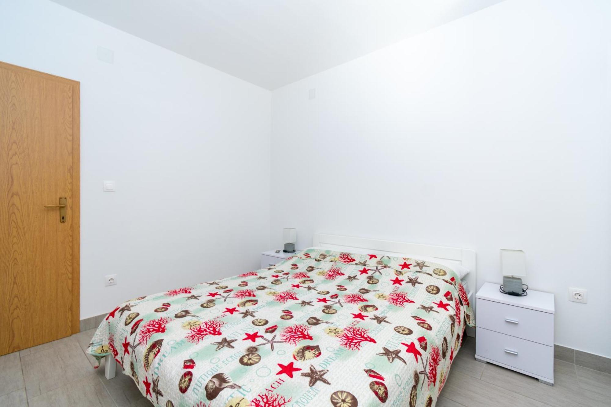 Apartments By The Sea Mandre, Pag - 3084 Kolan Phòng bức ảnh